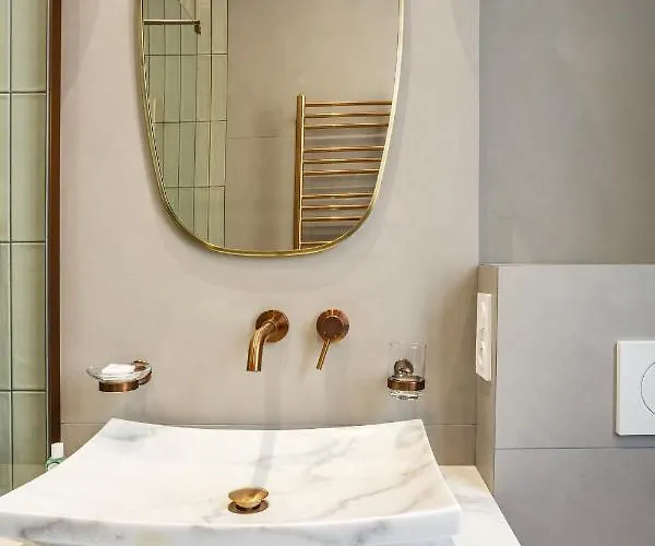 The Eiffel Tower Cosy Nest Paříž