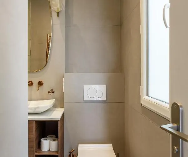 The Eiffel Tower Cosy Nest Paříž