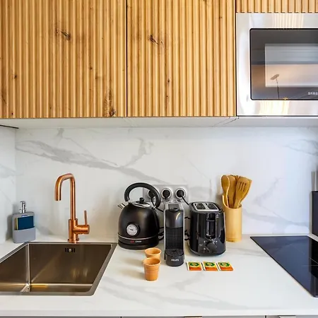 The Eiffel Tower Cosy Nest