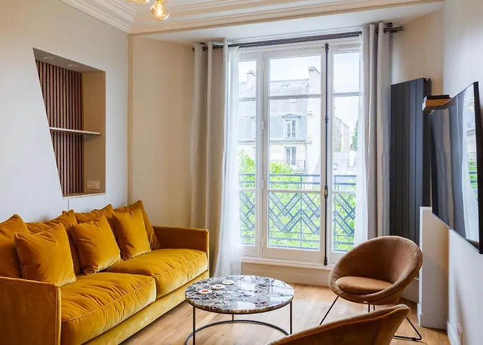 Apartment The Eiffel Tower Cosy Nest Paris